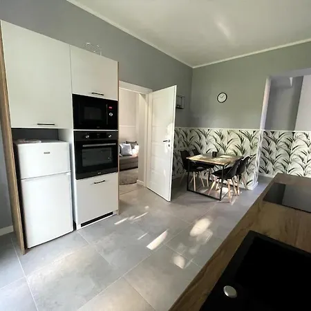 Apartment Big Next To Galeria Dominikanska - 4