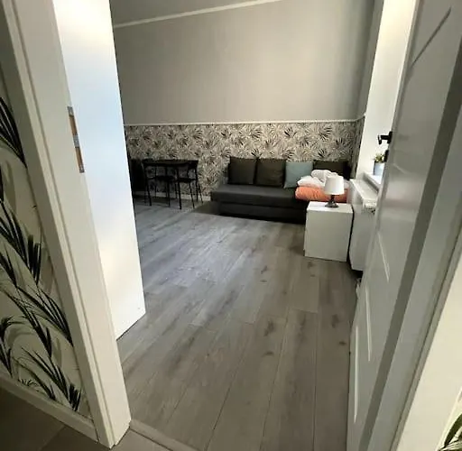 Big Next To Galeria Dominikanska - 4 *