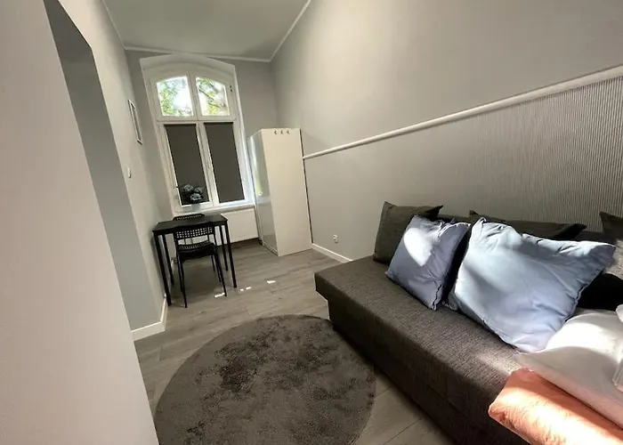 Big Next To Galeria Dominikanska - 4 * Breslavia