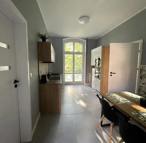 Big Next To Galeria Dominikanska - 4 * Breslavia